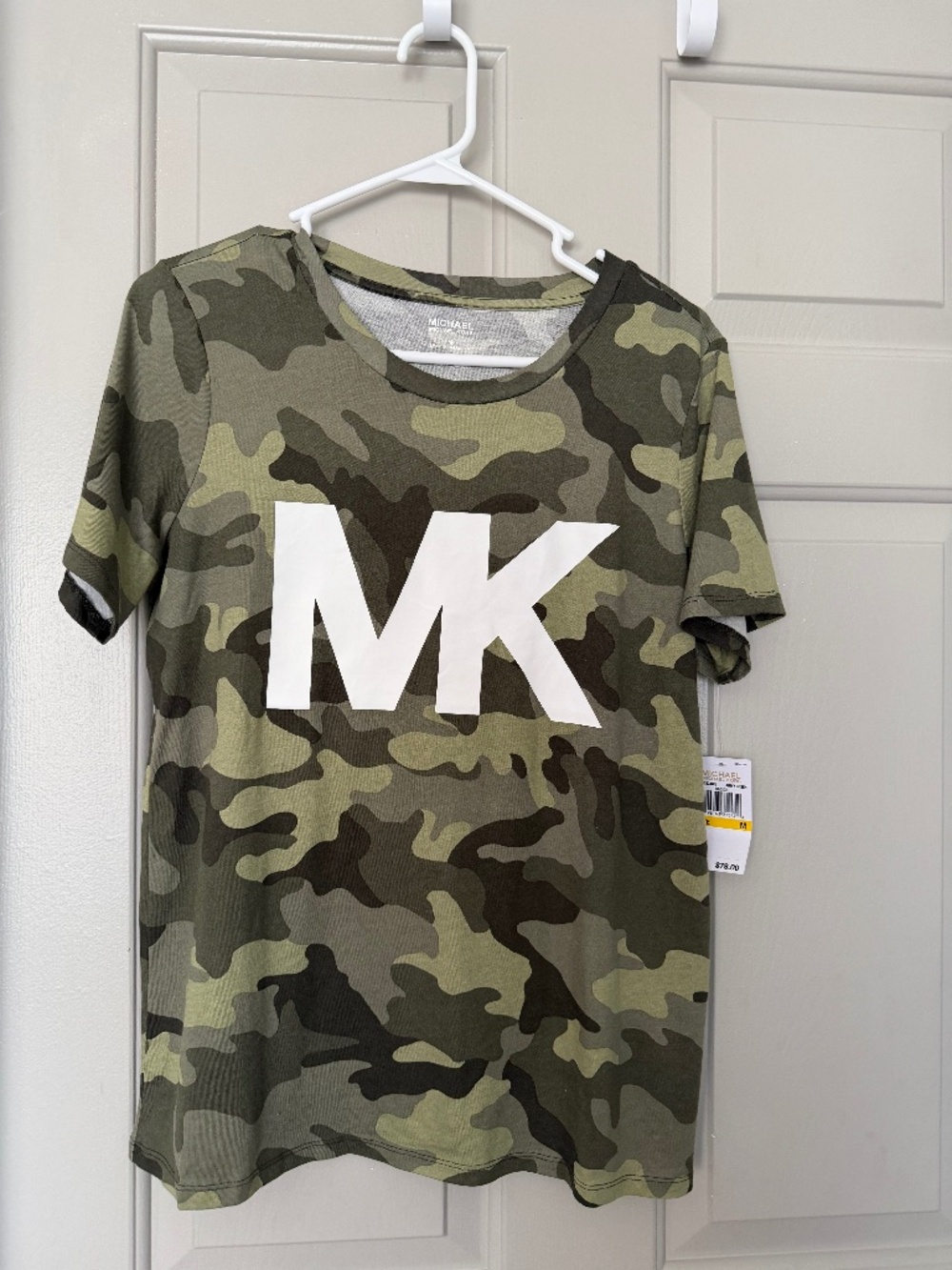 Michael Kors Army Green Camo Logo T-Shirt NWT Medium